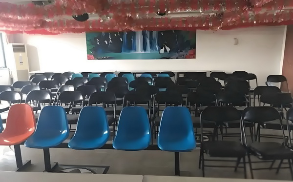 你属于我，酋长近端锋凯尔西首次晒出与霉霉恋爱后的甜蜜合照